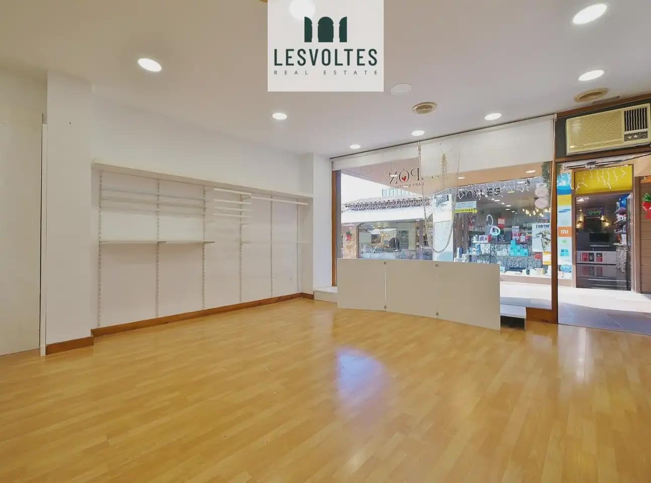Erhverv til salg i Palafrugell - € 130.000 (Ref: 10081837)
