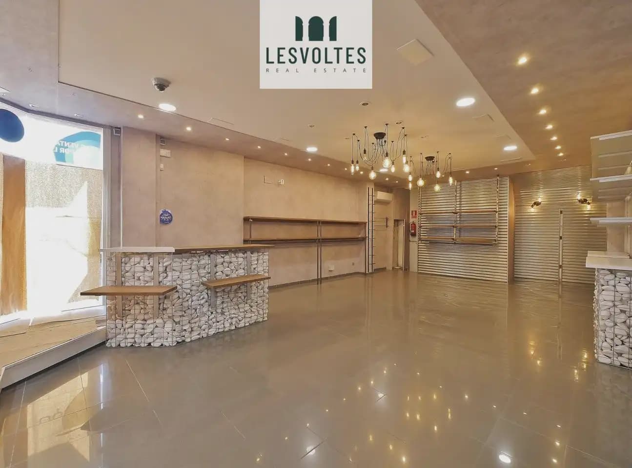Local Comercial en Palafrugell en alquiler con garaje - 600 € (Ref: 10081838)