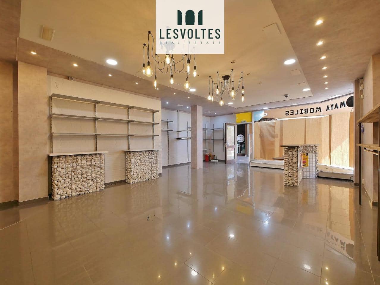 2 bedroom Business for rent in Palafrugell with garage - € 600 (Ref: 10081838)