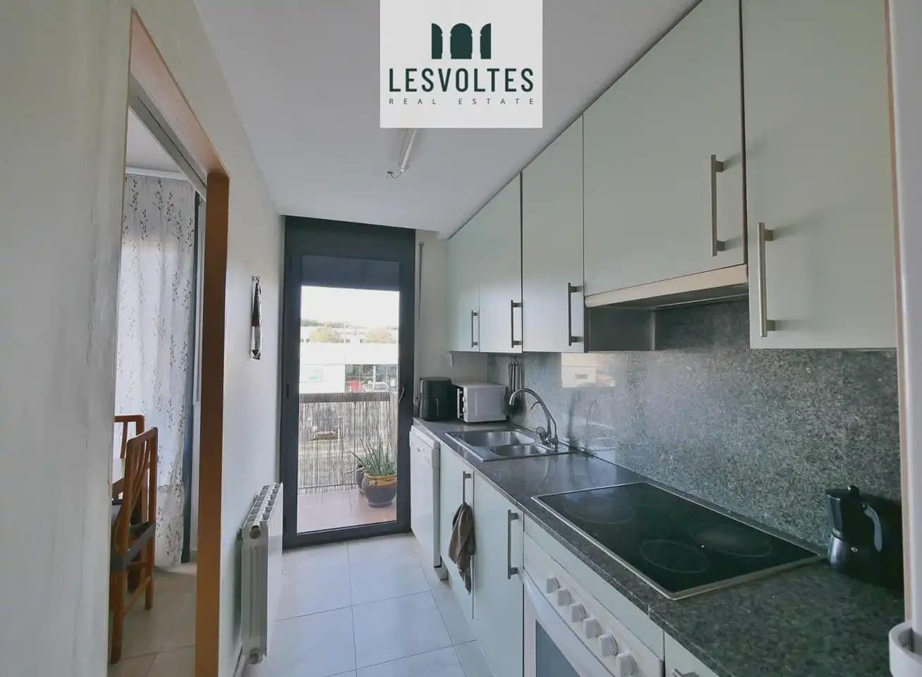 2 sypialnia Mieszkanie na sprzedaż w La Bisbal d'Emporda z garażem - 130 000 € (Ref: 10081839)