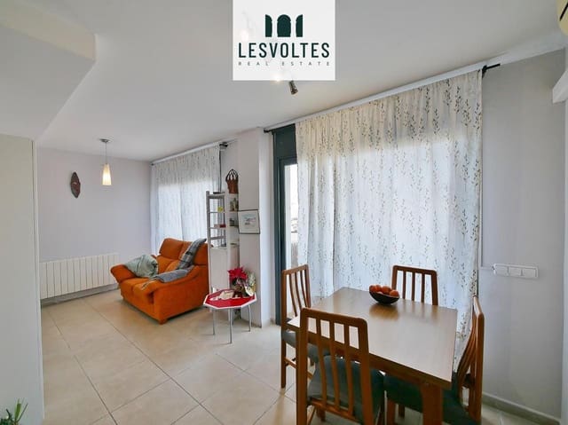 2 soveværelse Lejlighed til salg i La Bisbal d'Empordà med garage - € 130.000 (Ref: 10081839)