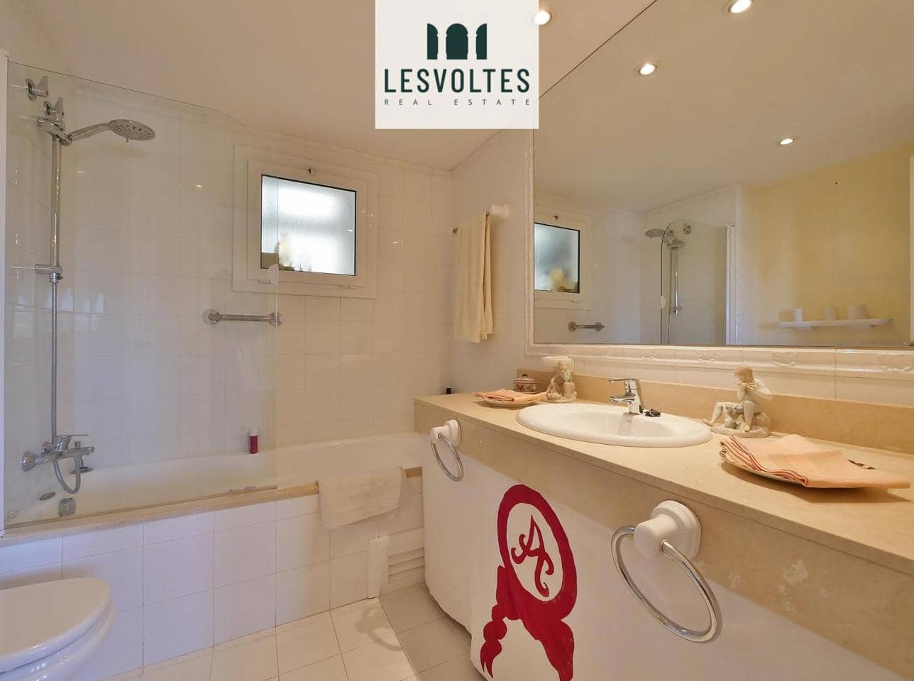 3 bedroom Flat for sale in Palafrugell with garage - € 280,000 (Ref: 10081840)
