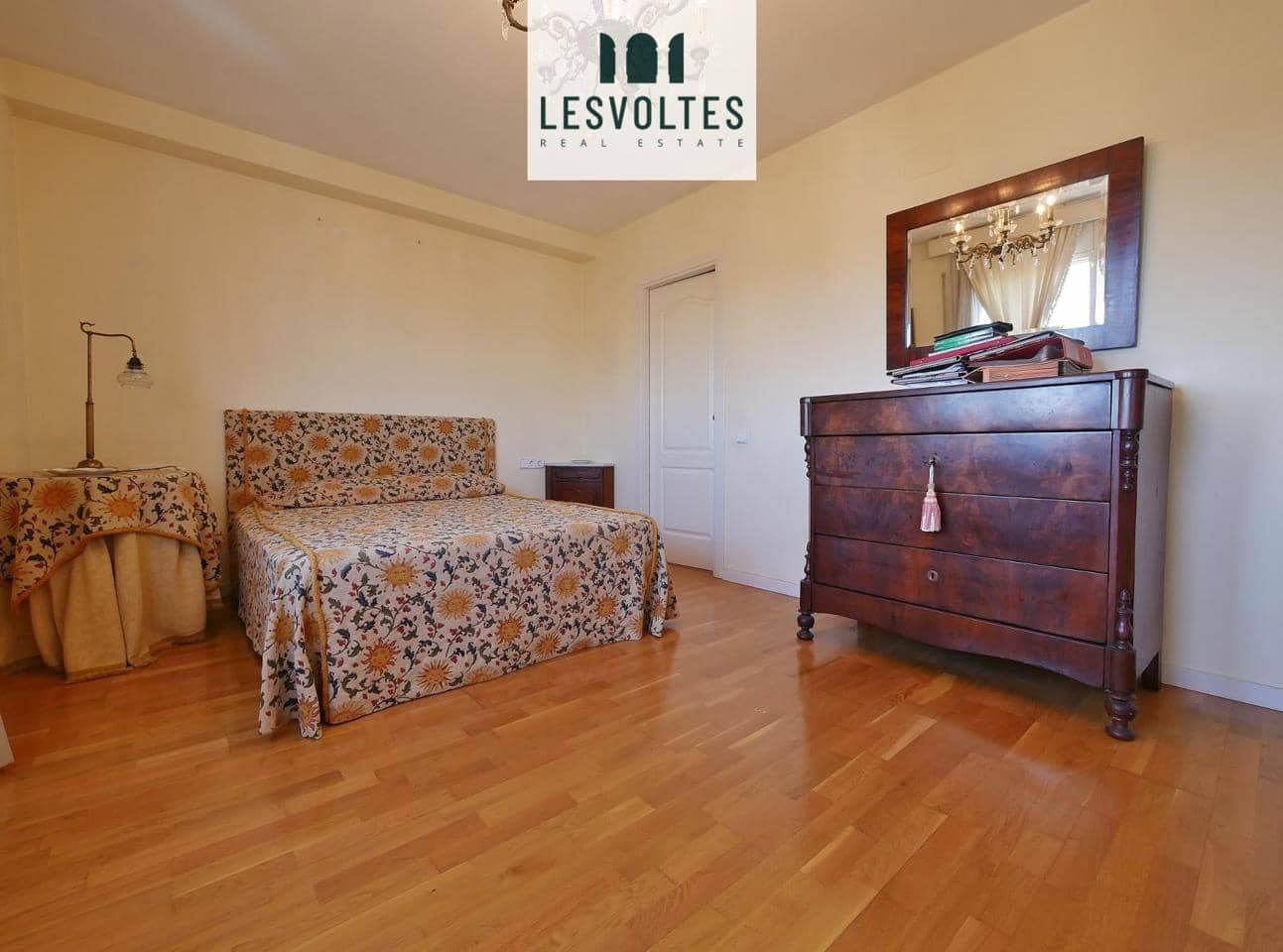 3 bedroom Flat for sale in Palafrugell with garage - € 280,000 (Ref: 10081840)