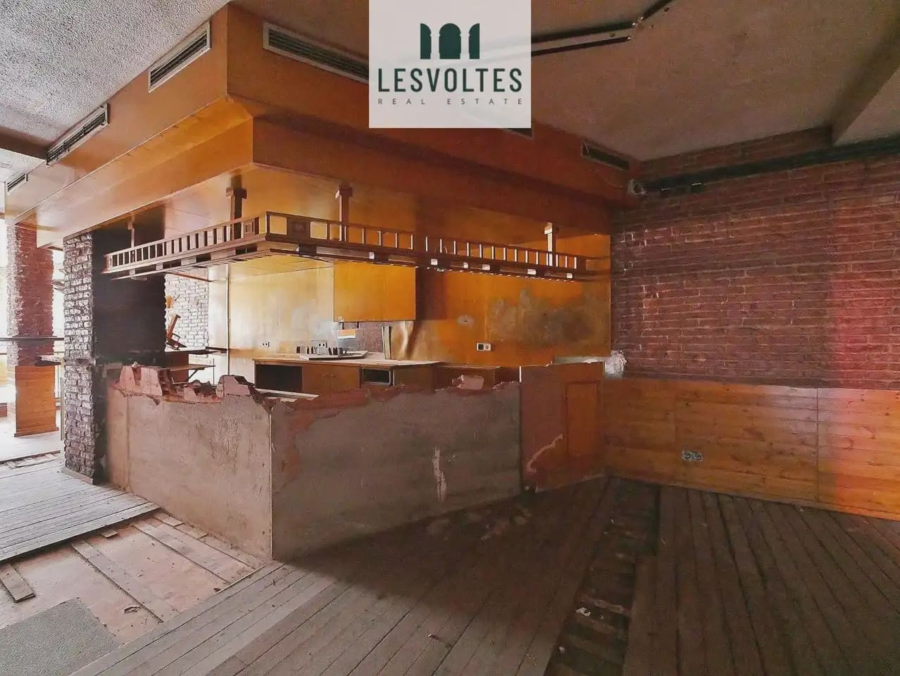 Erhverv til salg i Palafrugell - € 190.000 (Ref: 10081844)