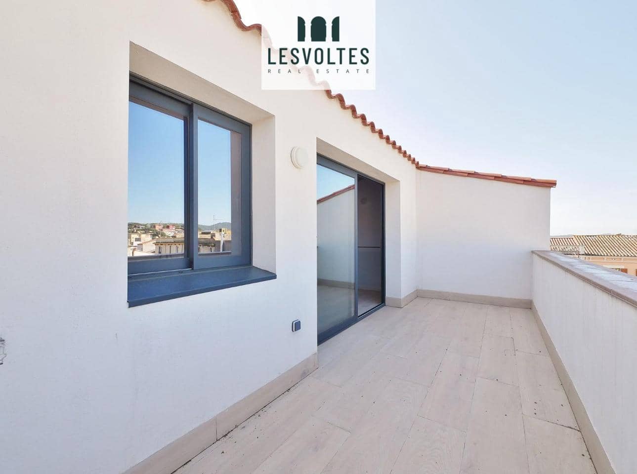 4 bedroom Flat for sale in Palafrugell with garage - € 340,000 (Ref: 10081845)