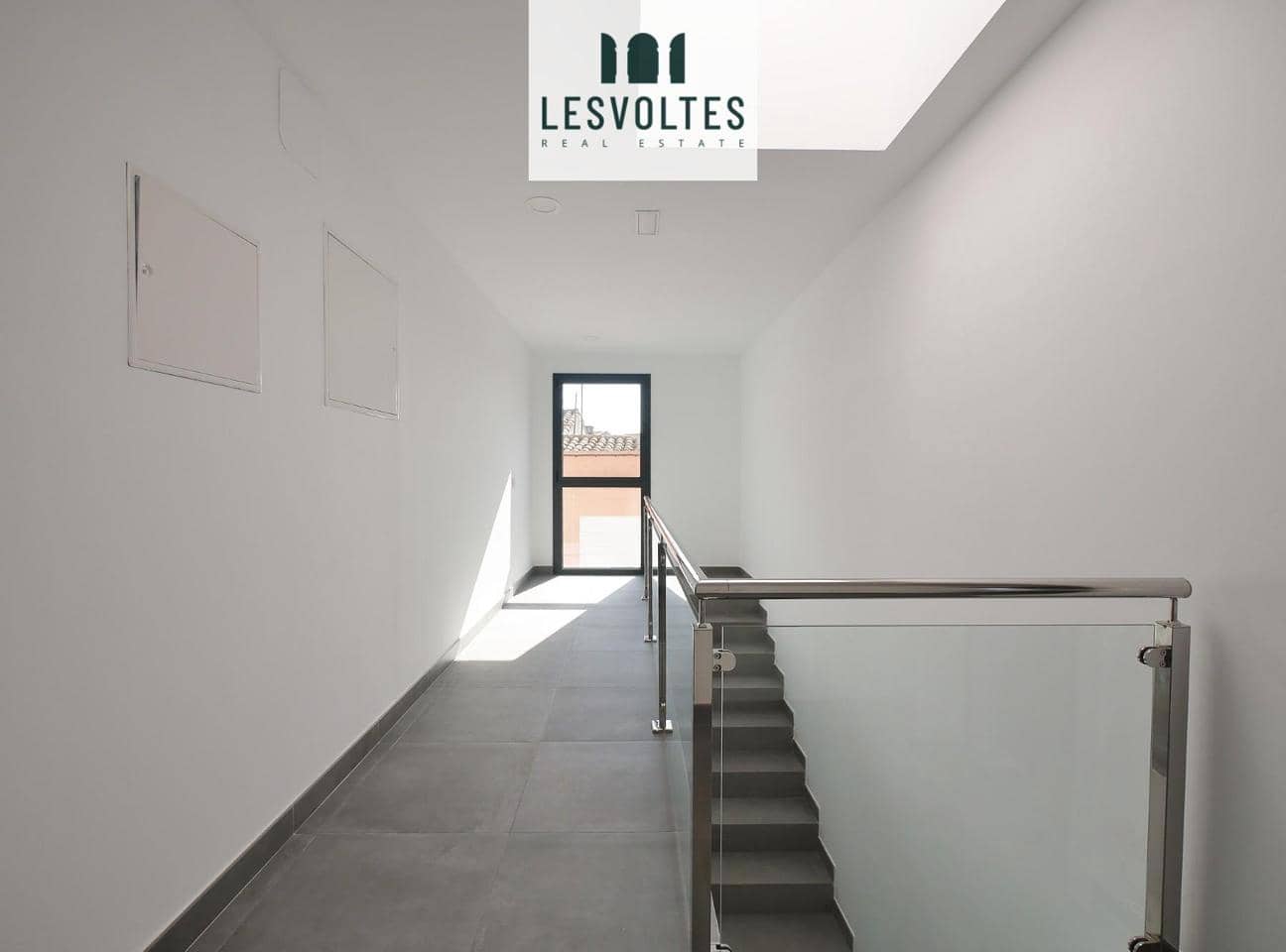 4 bedroom Flat for sale in Palafrugell with garage - € 340,000 (Ref: 10081845)