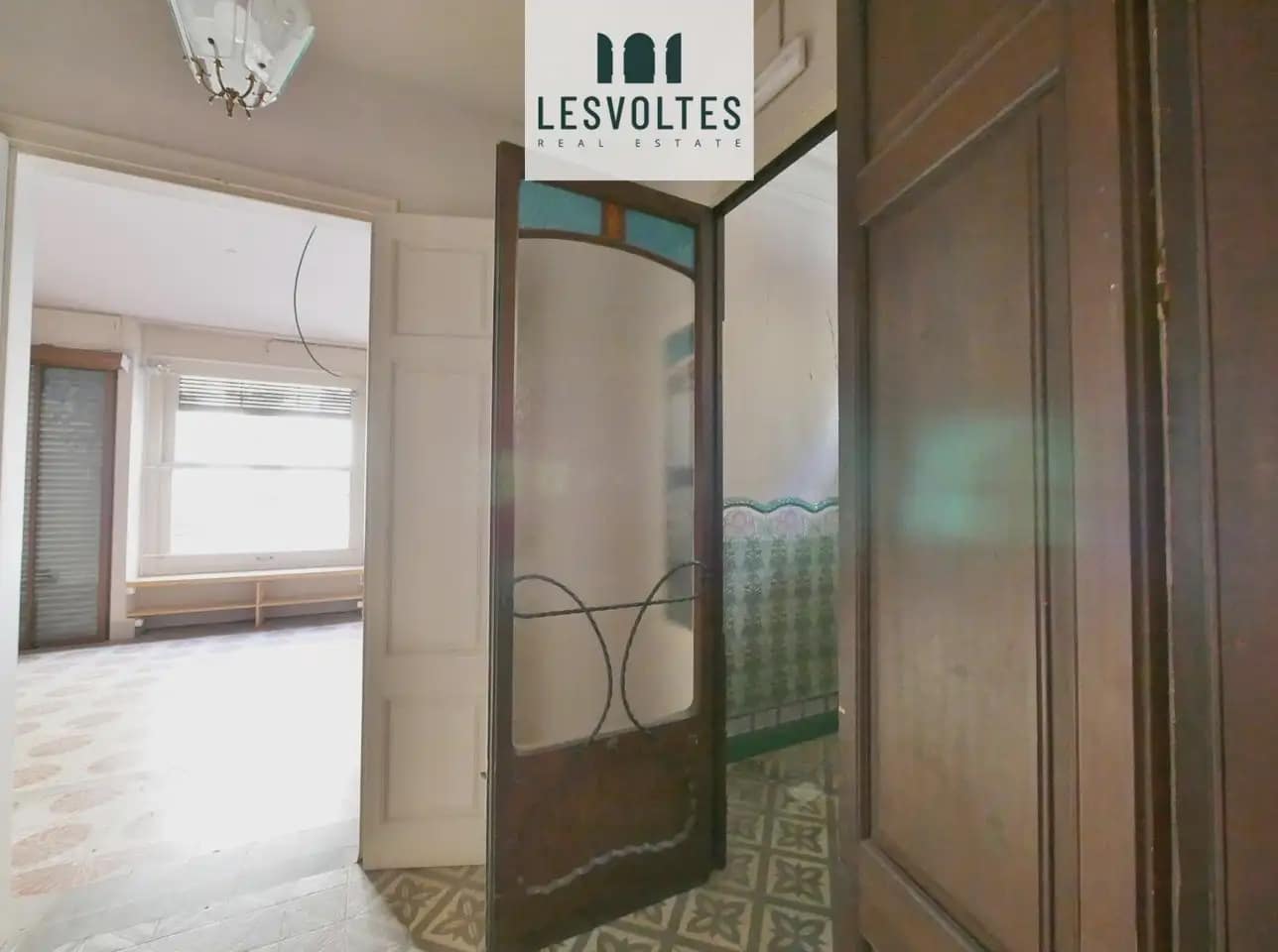 Komercyjne do wynajęcia w La Bisbal d'Emporda - 2 000 € (Ref: 10081848)