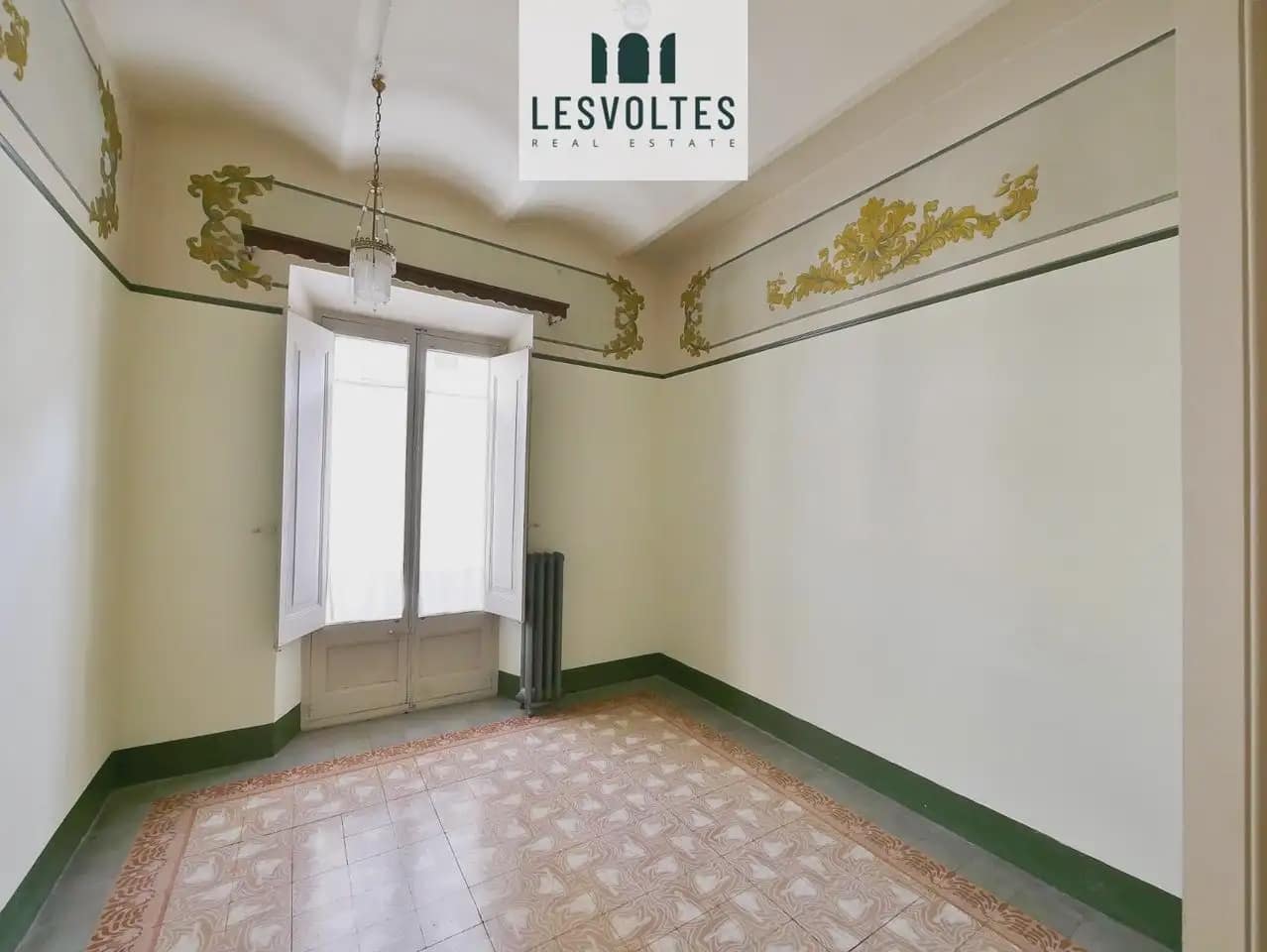 Komercyjne do wynajęcia w La Bisbal d'Emporda - 2 000 € (Ref: 10081848)