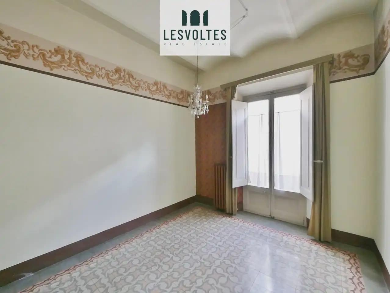 Komercyjne do wynajęcia w La Bisbal d'Emporda - 2 000 € (Ref: 10081848)