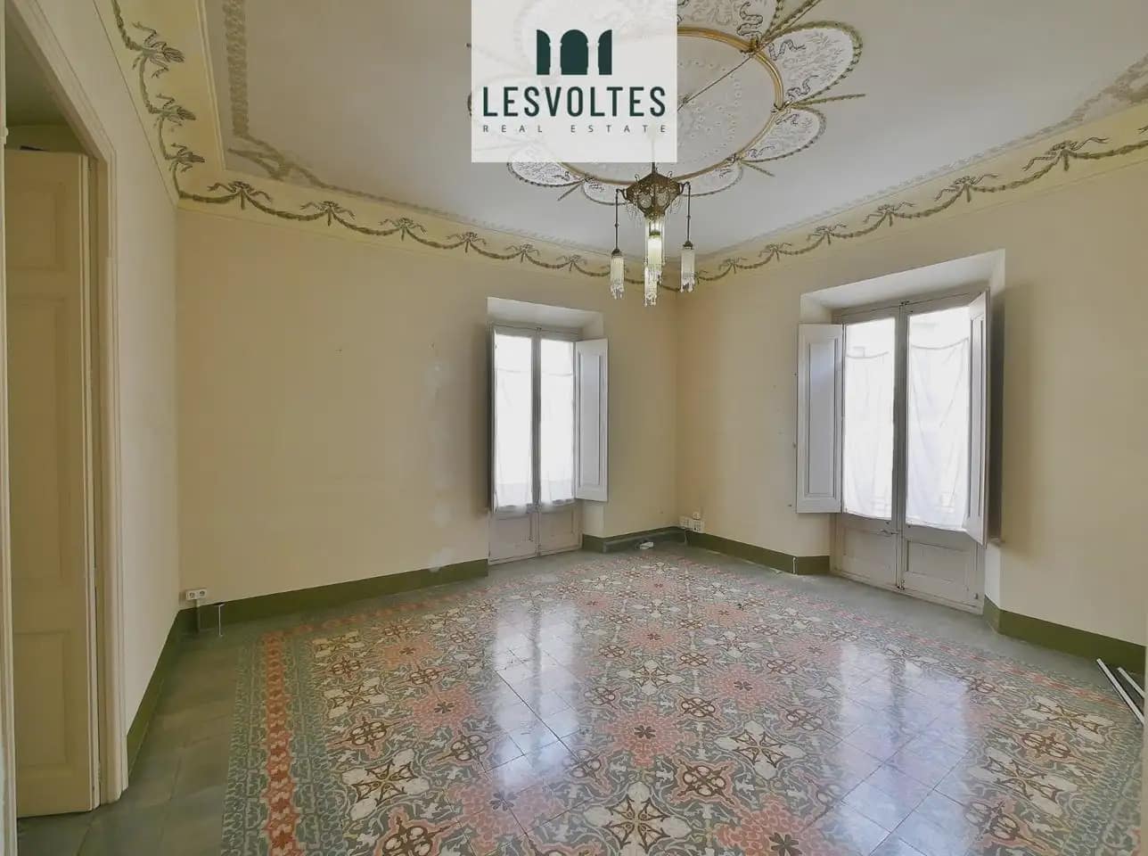 Komercyjne do wynajęcia w La Bisbal d'Emporda - 2 000 € (Ref: 10081848)