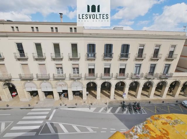 Komercyjne do wynajęcia w La Bisbal d'Empordà - 2 000 € (Ref: 10081848)