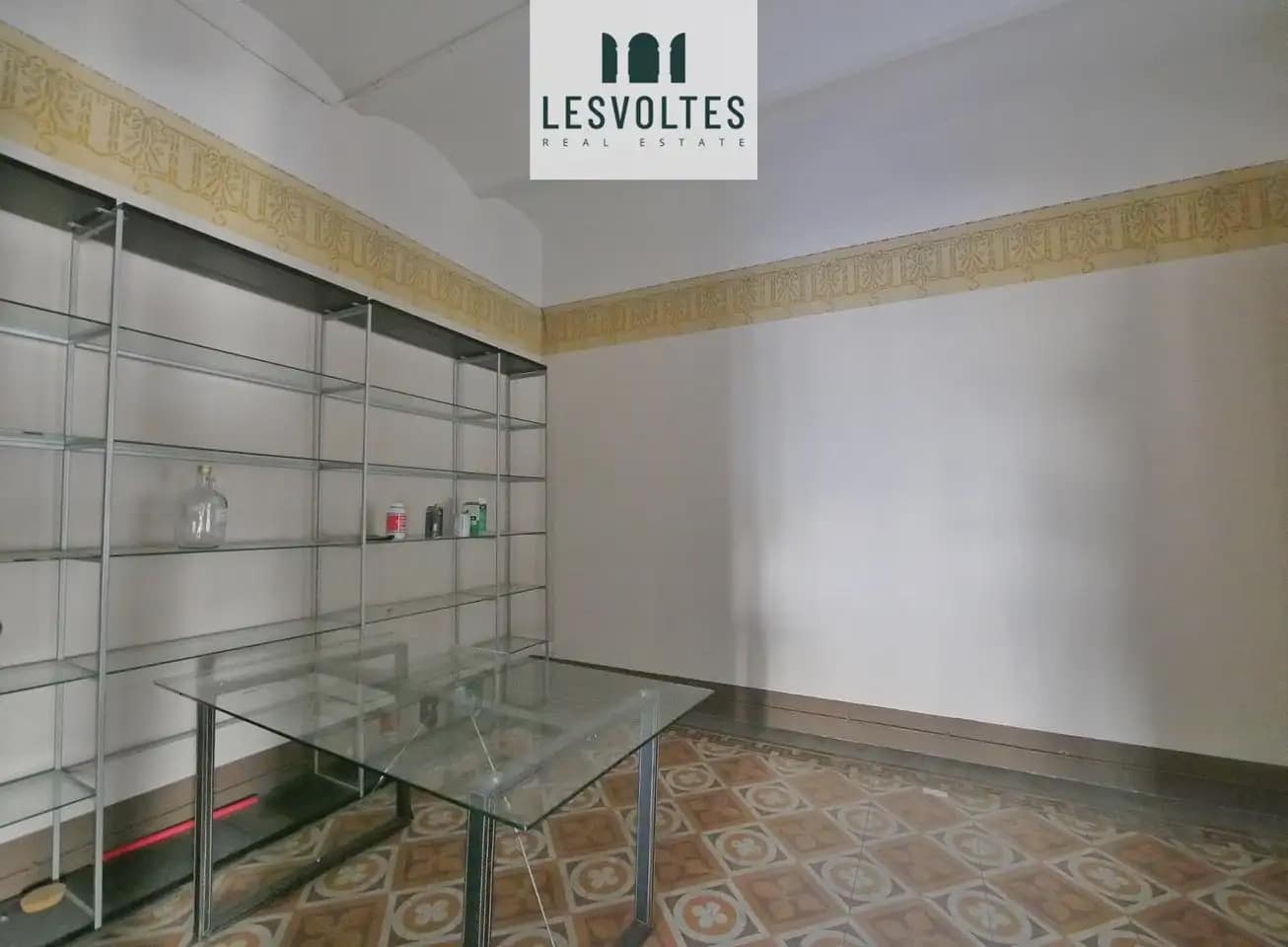 Komercyjne do wynajęcia w La Bisbal d'Emporda - 2 000 € (Ref: 10081848)