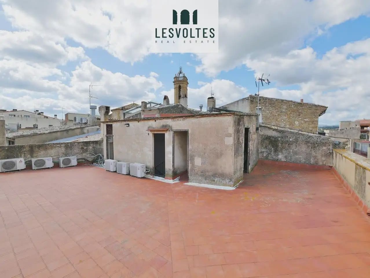 Komercyjne do wynajęcia w La Bisbal d'Emporda - 2 000 € (Ref: 10081848)