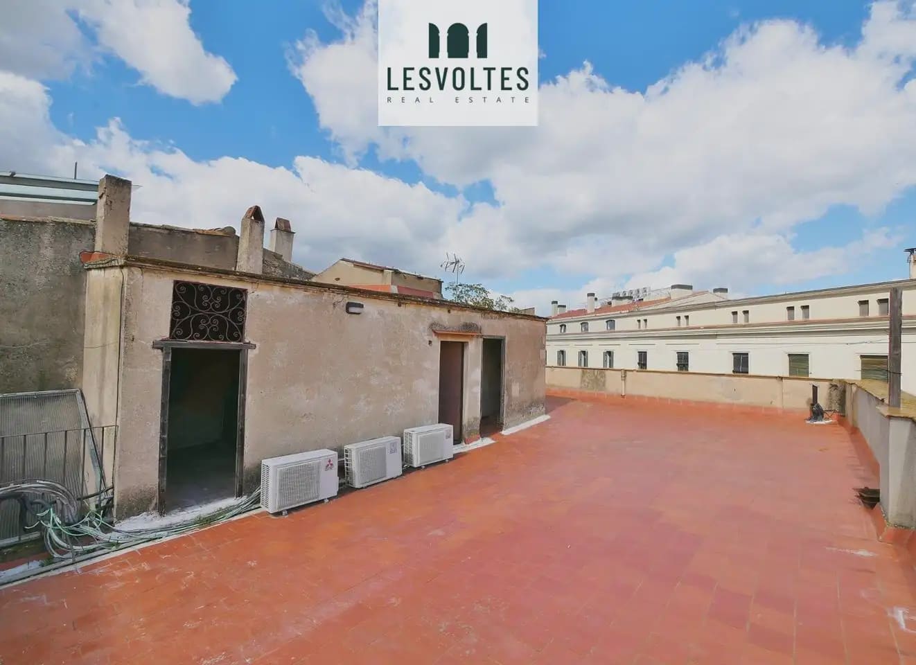 Komercyjne do wynajęcia w La Bisbal d'Emporda - 2 000 € (Ref: 10081848)