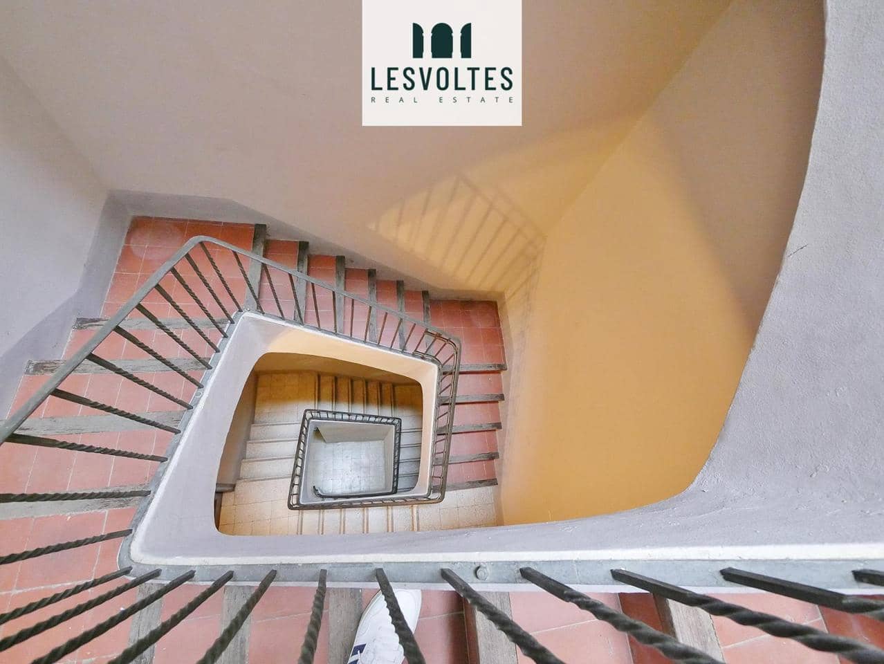 7 bedroom Business for rent in La Bisbal d'Emporda - € 2,000 (Ref: 10081848)