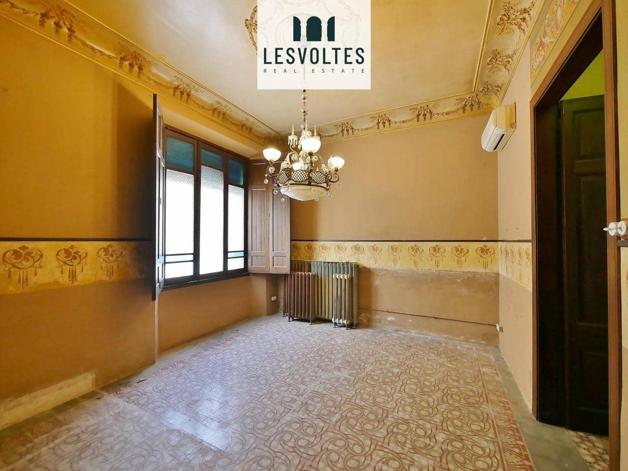 7 bedroom Business for rent in La Bisbal d'Emporda - € 2,000 (Ref: 10081848)