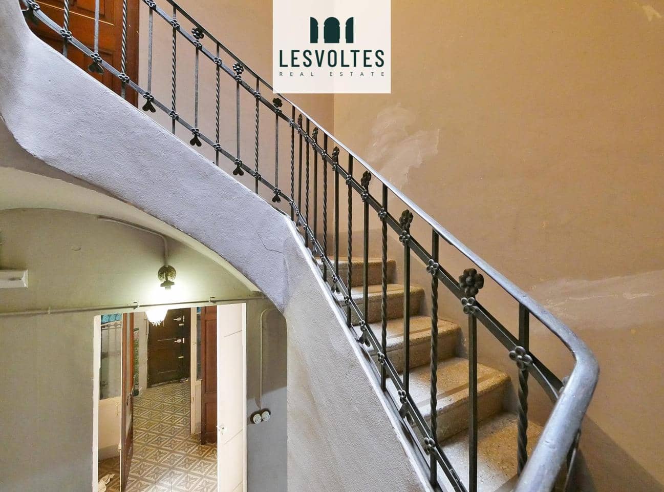 7 bedroom Business for rent in La Bisbal d'Emporda - € 2,000 (Ref: 10081848)