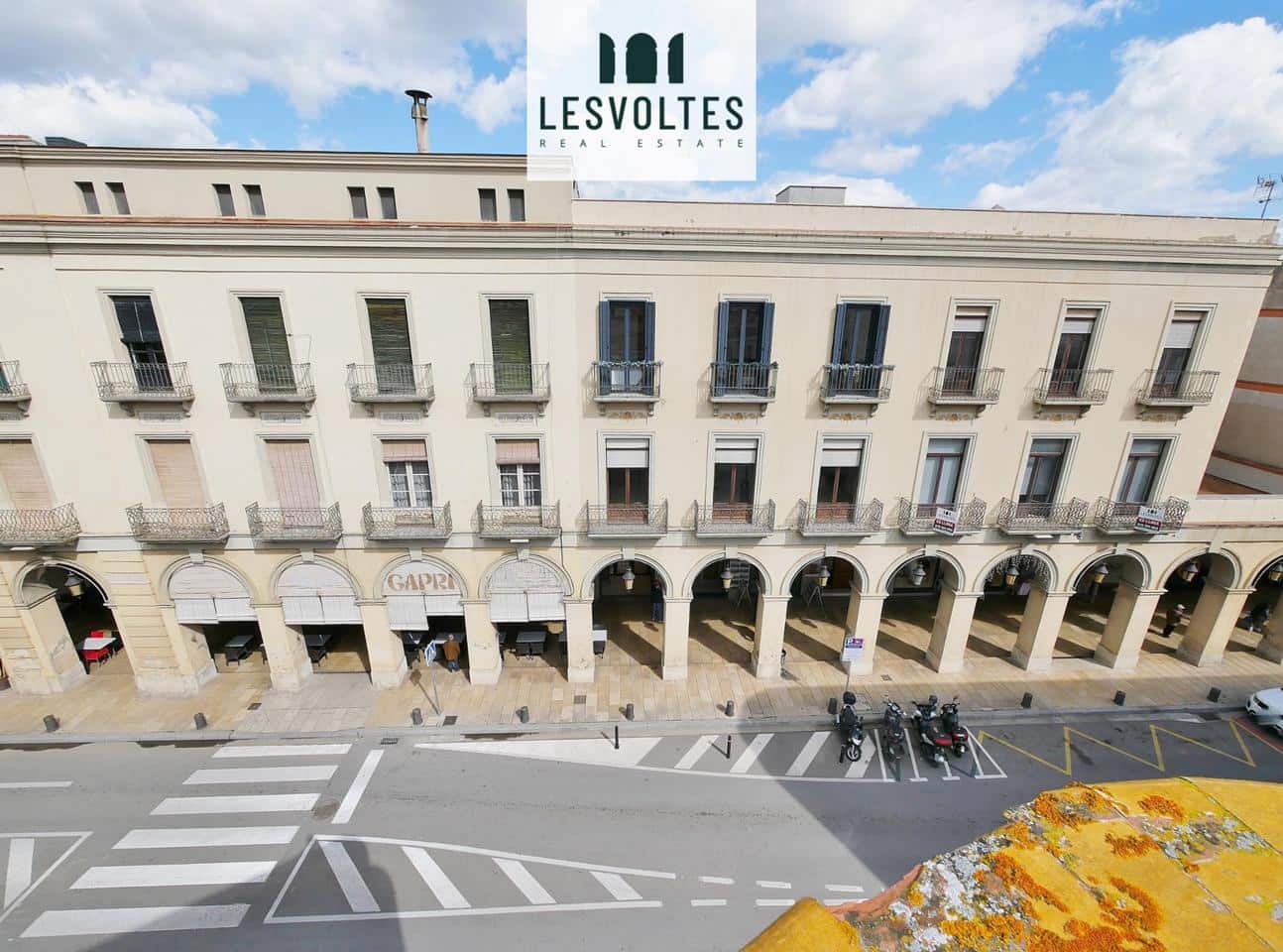 7 bedroom Business for rent in La Bisbal d'Emporda - € 2,000 (Ref: 10081848)