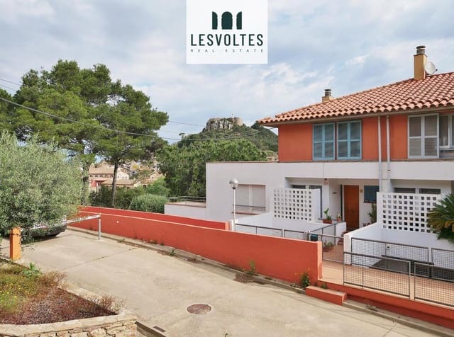 Grunde uden byggetilladelser til salg i Begur - € 425.000 (Ref: 10081849)