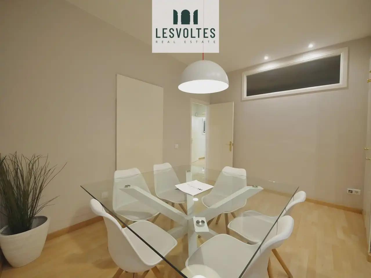 Local Commercial à louer à Palafrugell - 1 200 € (Ref: 10081850)