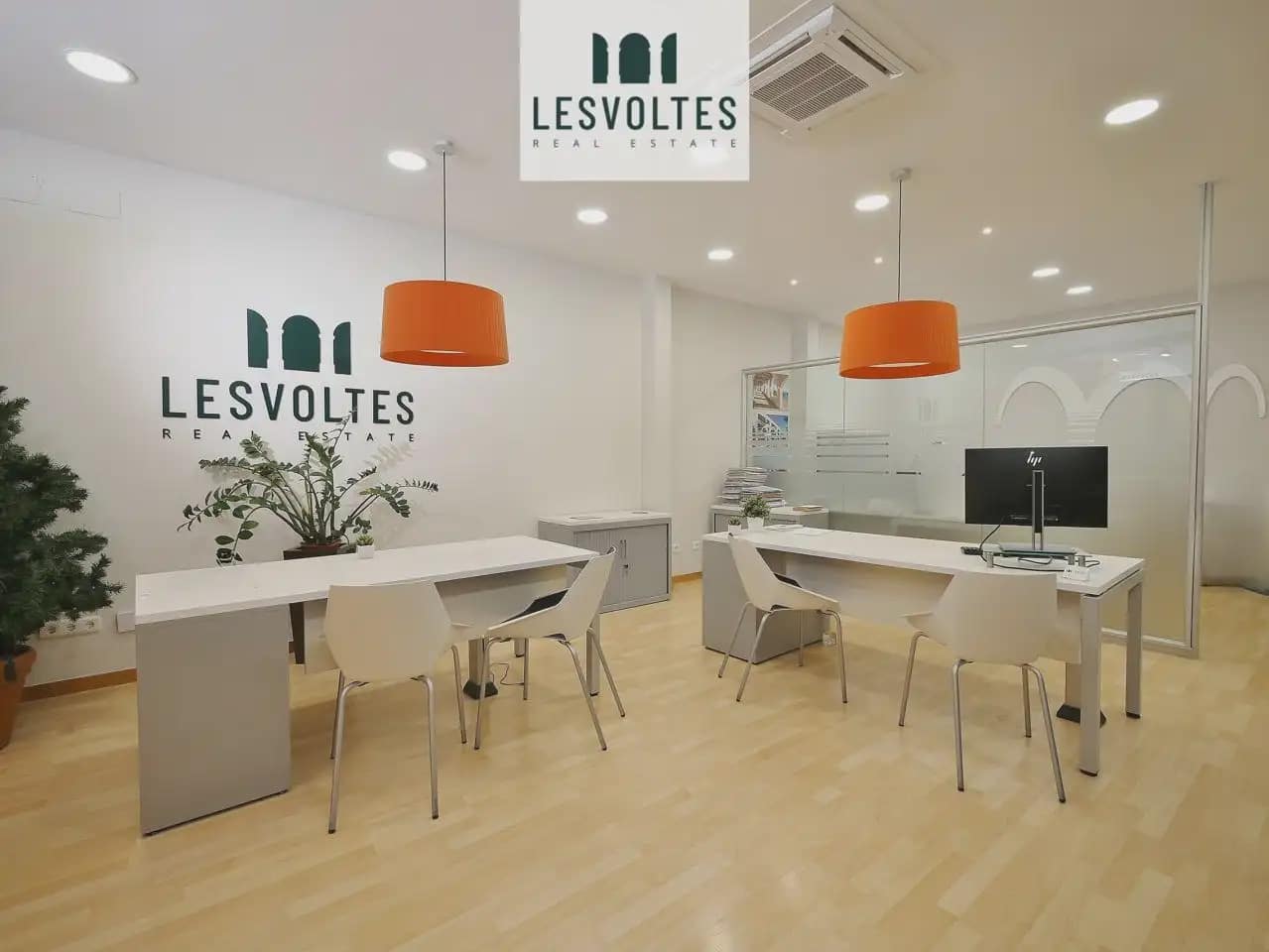 Local Commercial à louer à Palafrugell - 1 200 € (Ref: 10081850)