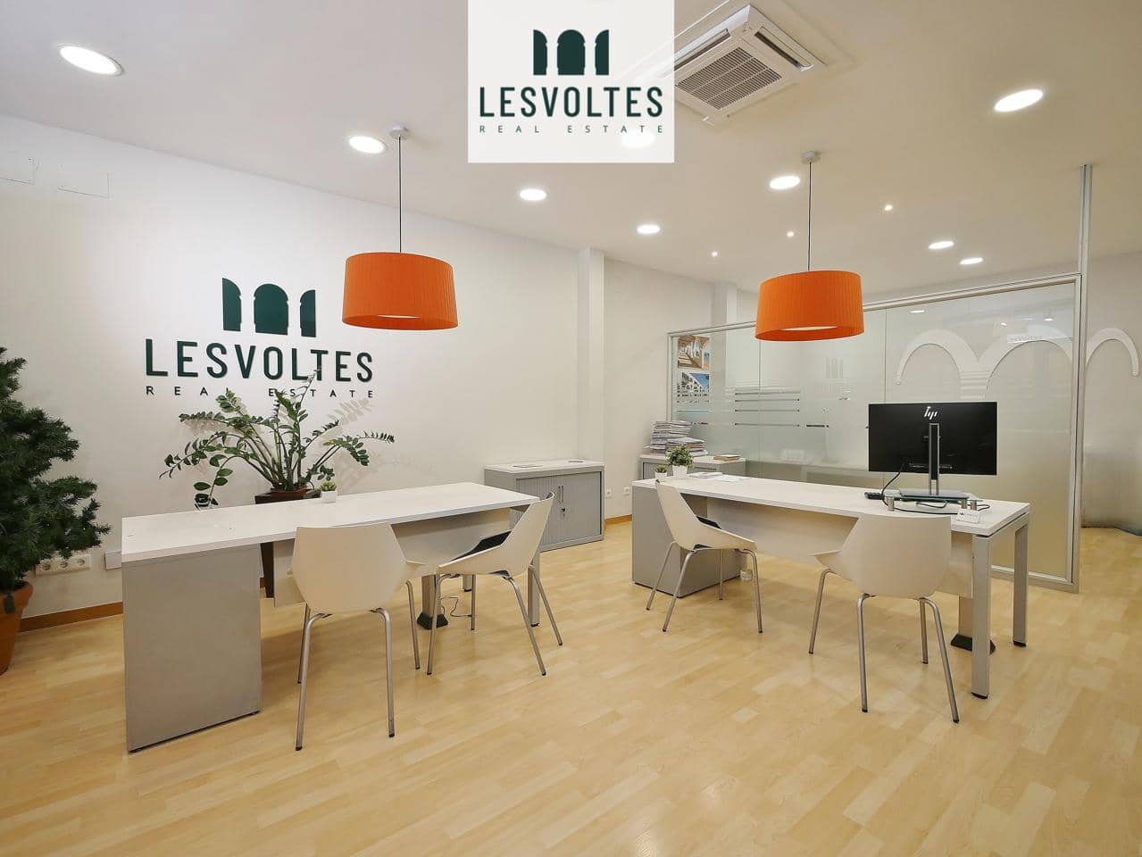 3 bedroom Business for rent in Palafrugell - € 1,200 (Ref: 10081850)