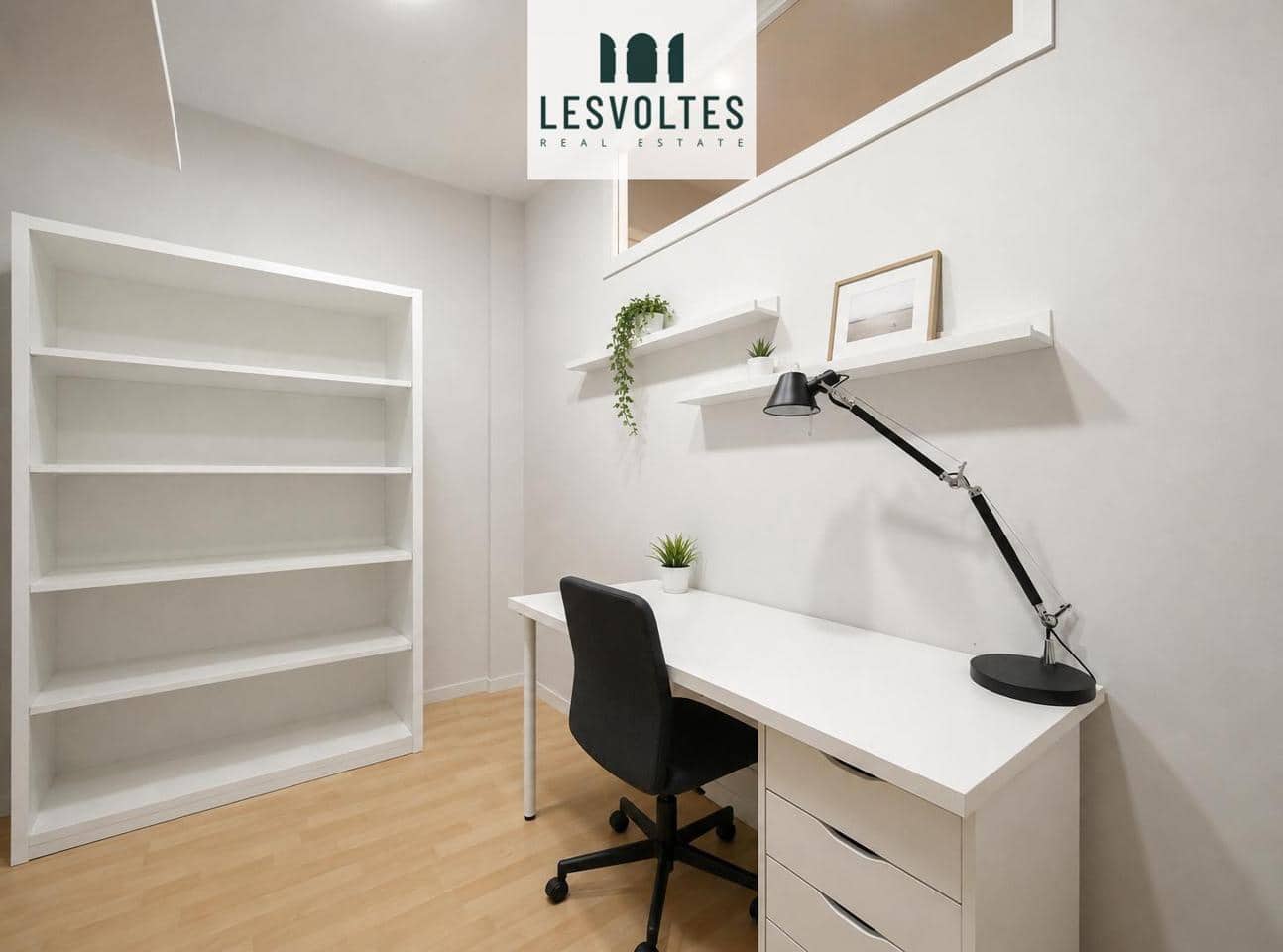 3 bedroom Business for rent in Palafrugell - € 1,200 (Ref: 10081850)
