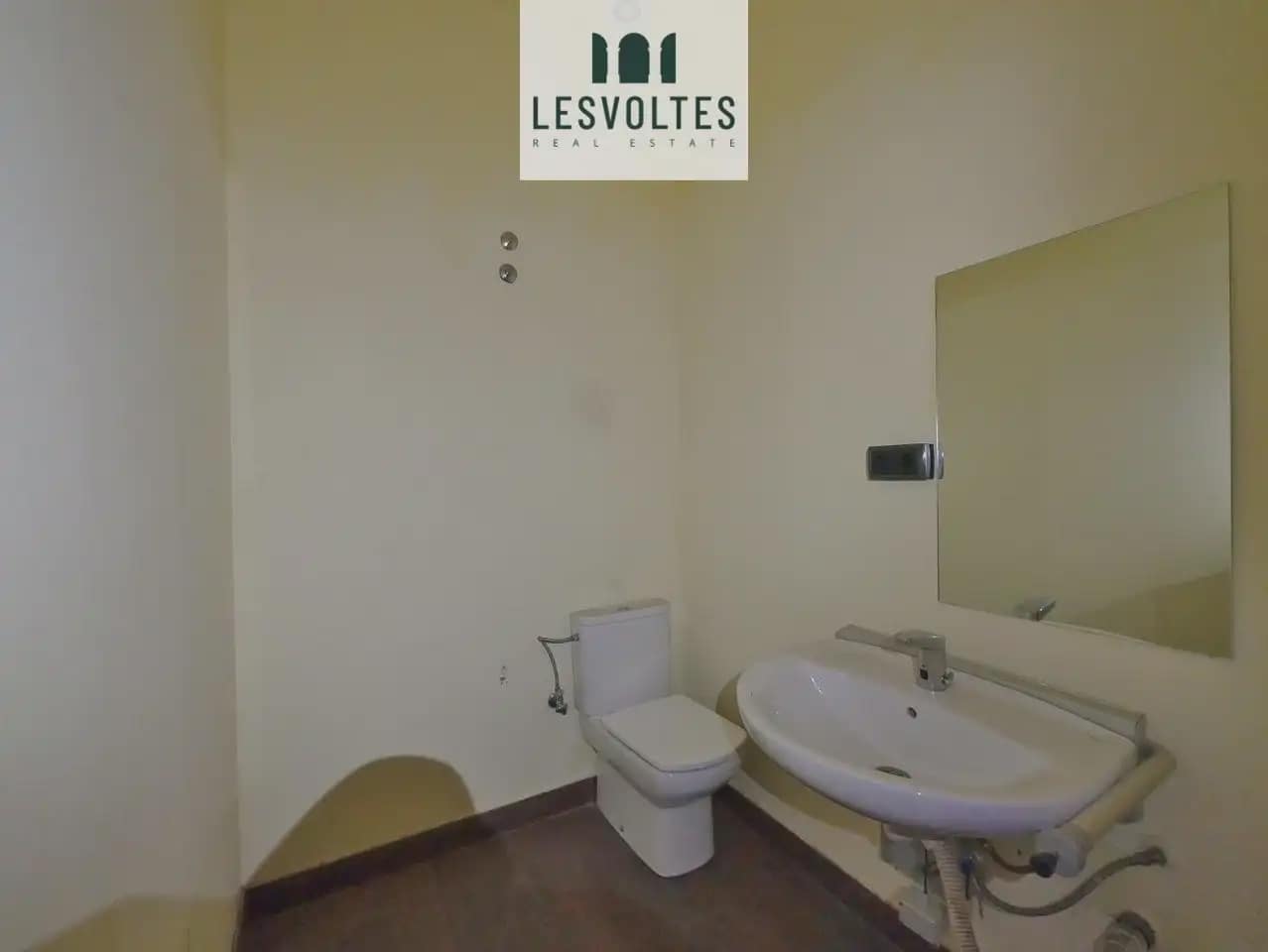 Local Comercial en Palamós en venta - 178.000 € (Ref: 10081852)
