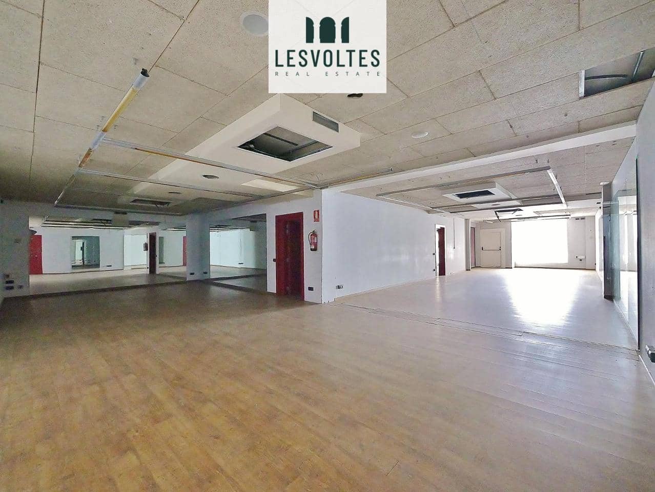 4 bedroom Business for sale in Palamos - € 178,000 (Ref: 10081852)