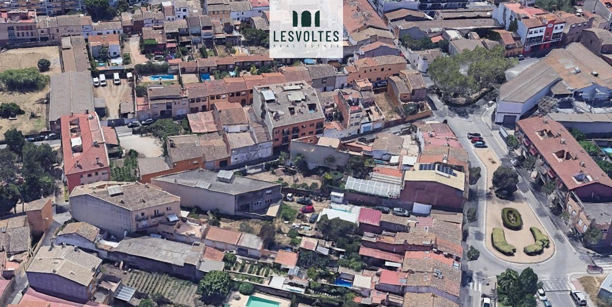 3 bedroom Commercial for sale in Palafrugell - € 230,000 (Ref: 10081853)