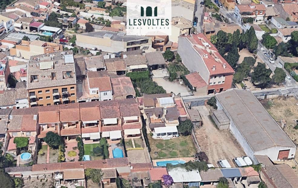 3 bedroom Commercial for sale in Palafrugell - € 230,000 (Ref: 10081853)