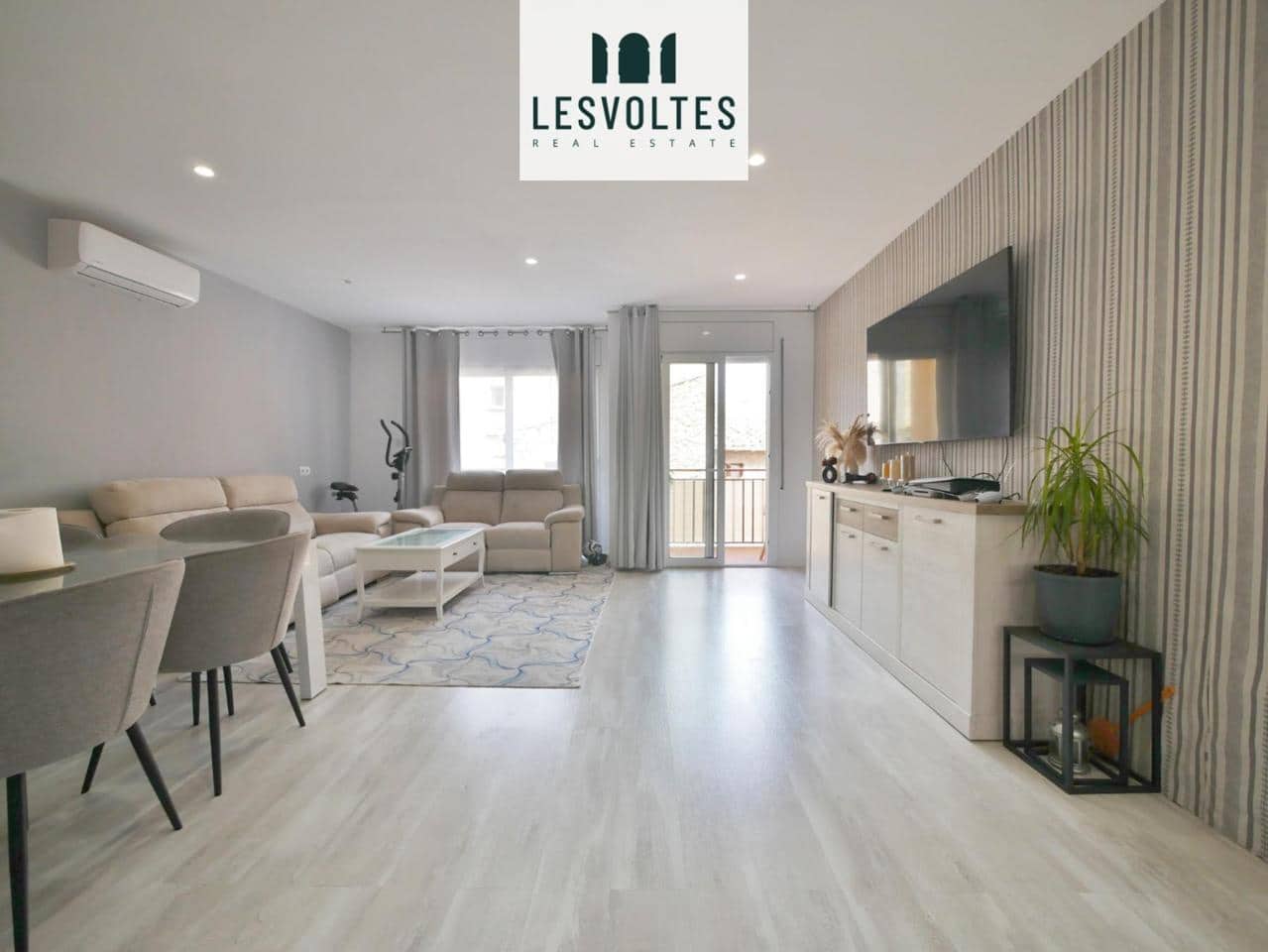 3 bedroom Flat for sale in Palafrugell - € 230,000 (Ref: 10081856)