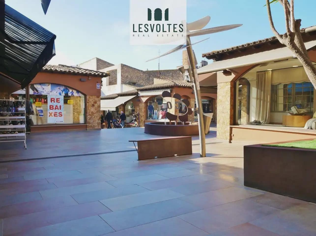 Commercial for sale in Palafrugell - € 78,000 (Ref: 10081858)