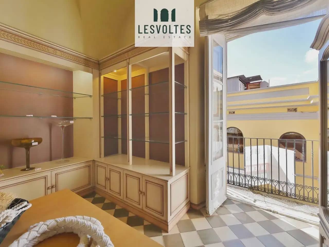 Local Comercial en Palafrugell en venta - 550.000 € (Ref: 10081859)