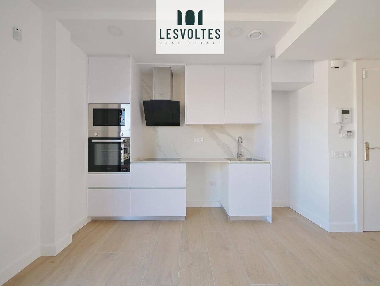 4 bedroom Flat for sale in Palafrugell with garage - € 340,000 (Ref: 10081862)