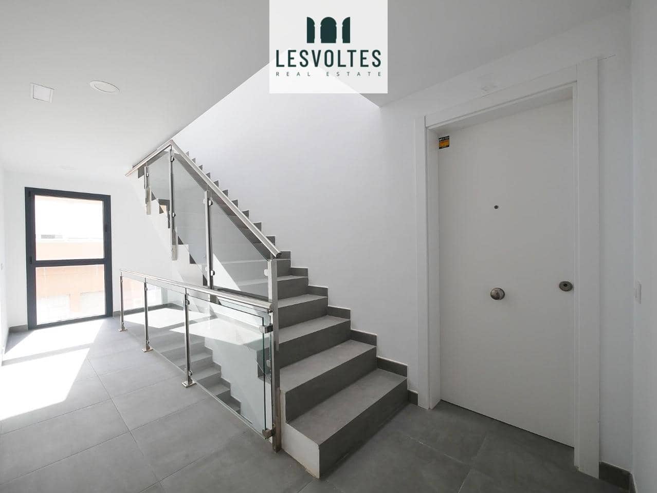 4 bedroom Flat for sale in Palafrugell with garage - € 340,000 (Ref: 10081862)