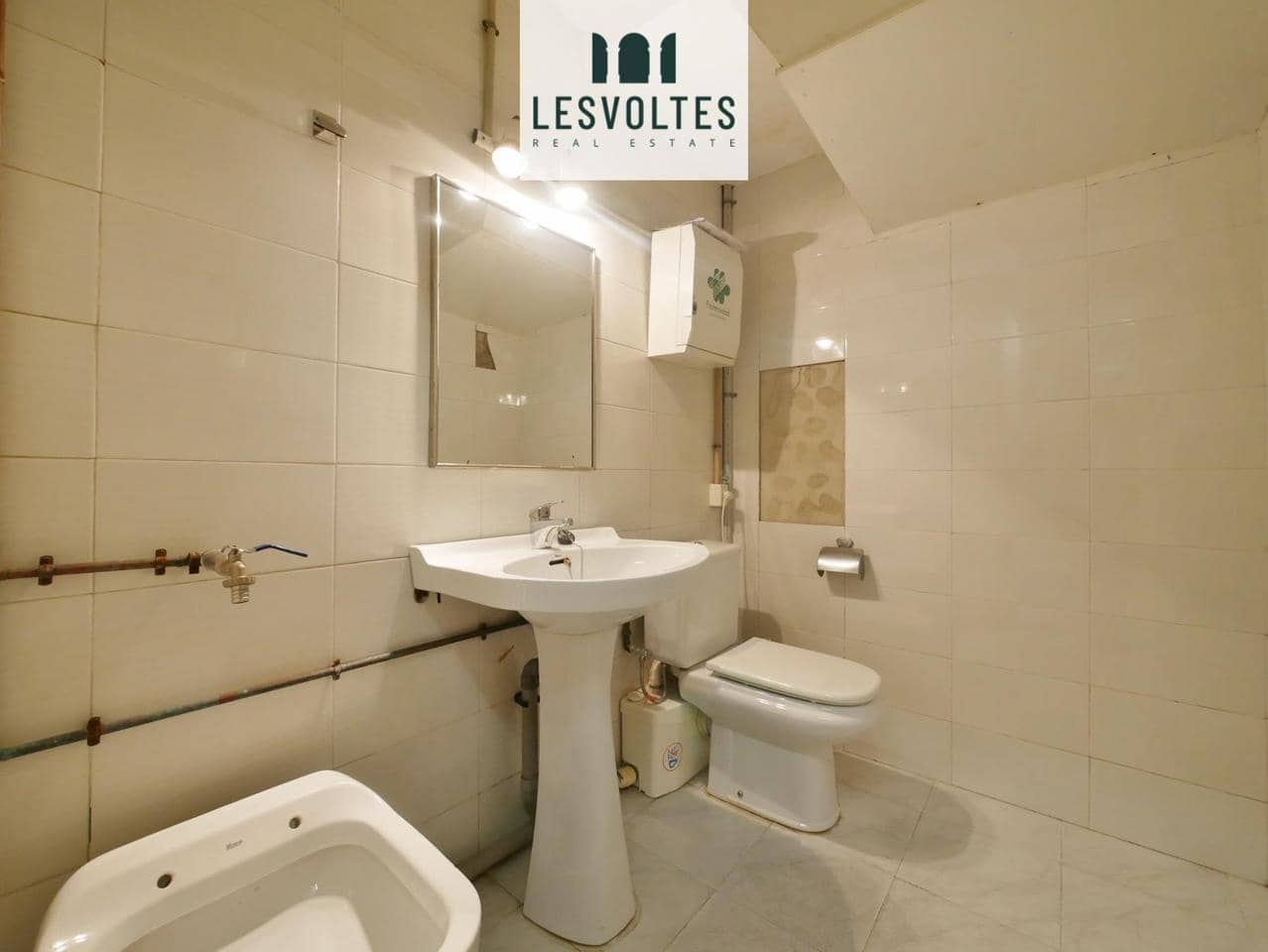 1 bedroom Business for sale in Palafrugell - € 252,000 (Ref: 10081865)