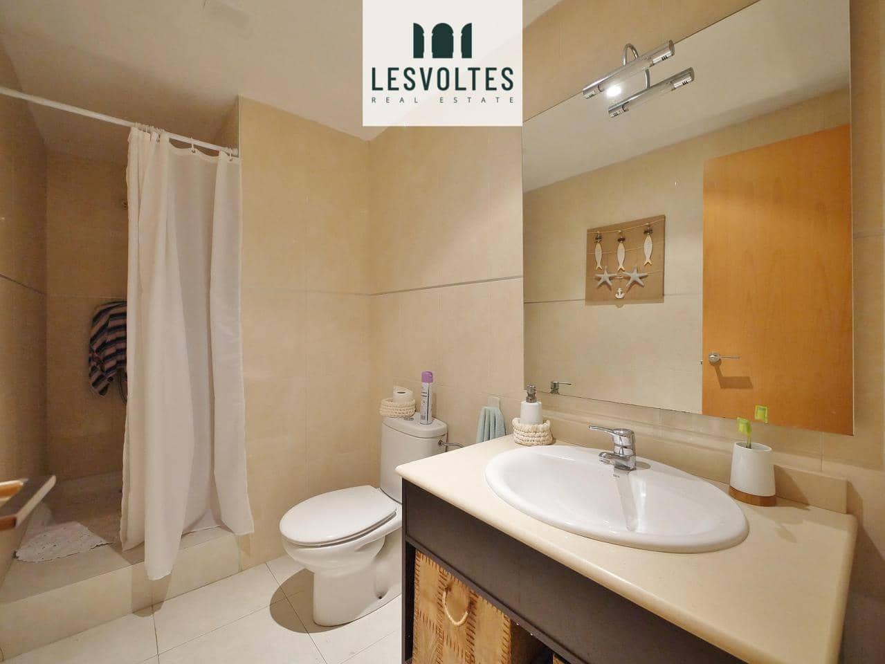 2 bedroom Flat for sale in Palafrugell with garage - € 175,000 (Ref: 10081867)