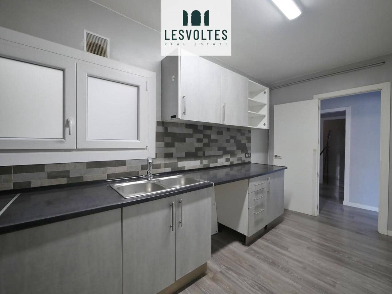 3 bedroom Flat for sale in Palafrugell - € 185,000 (Ref: 10081870)