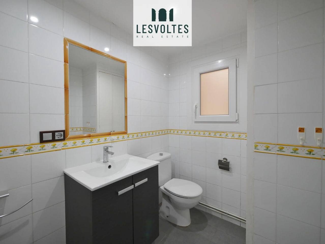 3 bedroom Flat for sale in Palafrugell - € 185,000 (Ref: 10081870)