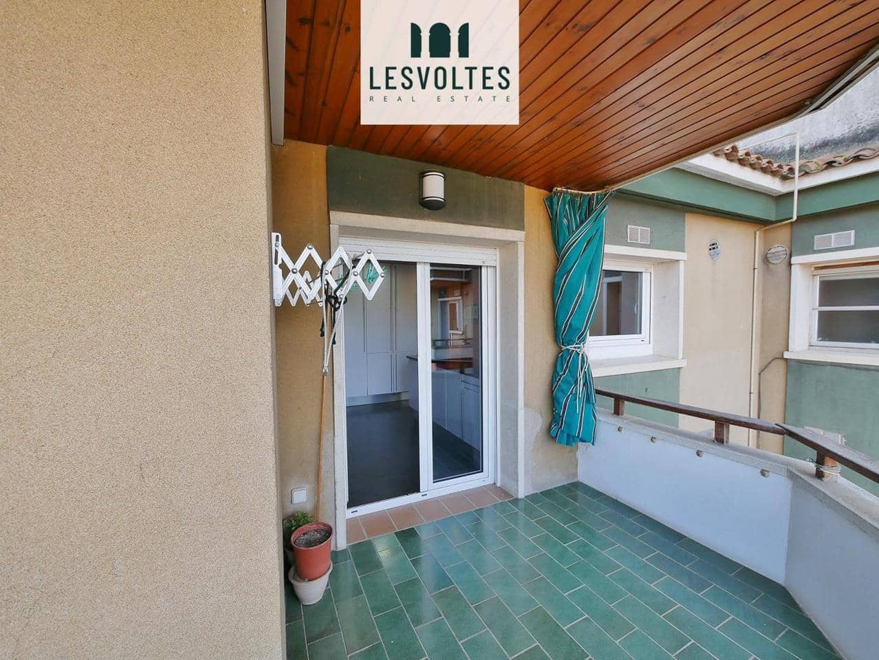 4 bedroom Flat for sale in La Bisbal d'Emporda - € 187,000 (Ref: 10081874)