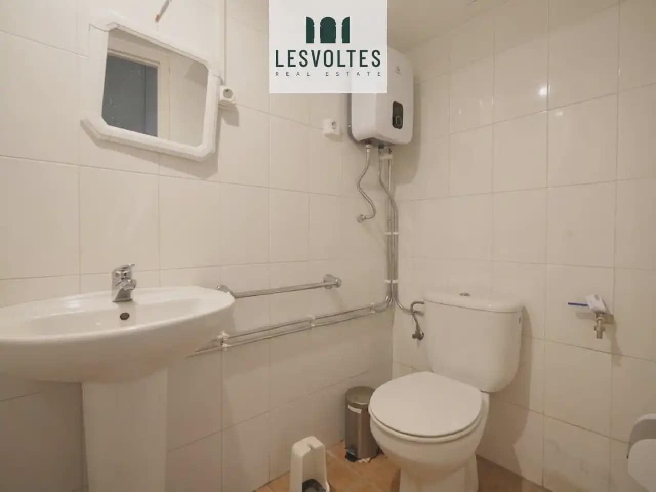 Local Comercial en Palafrugell en venta - 315.000 € (Ref: 10081876)