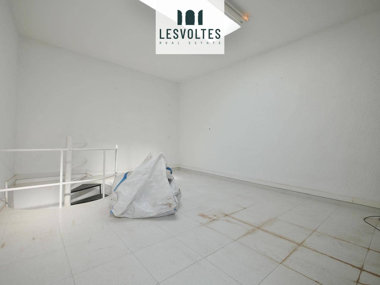 1 bedroom Business for sale in Palafrugell - € 315,000 (Ref: 10081876)