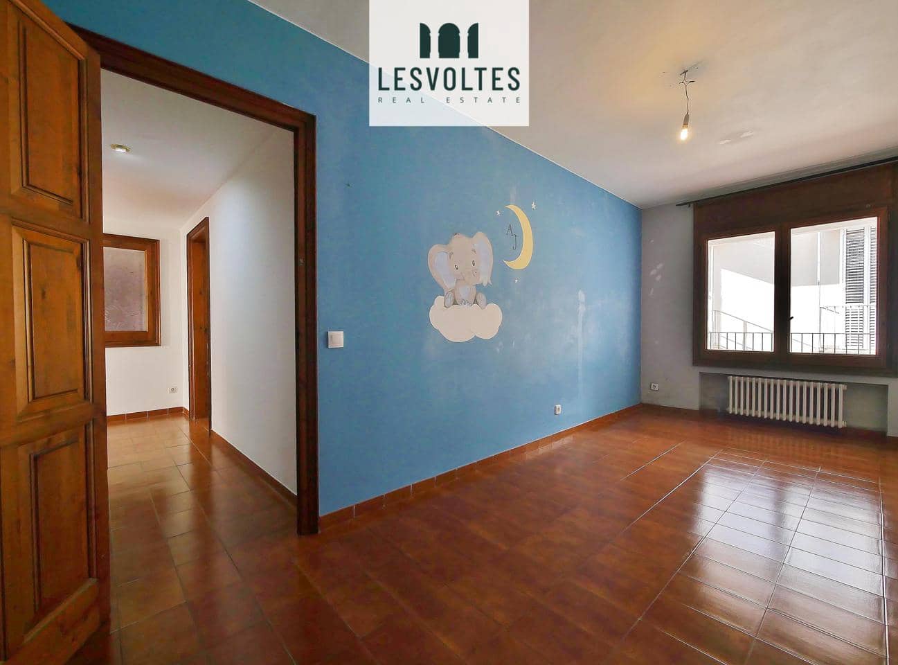 5 bedroom Flat for sale in Palafrugell - € 295,000 (Ref: 10081877)