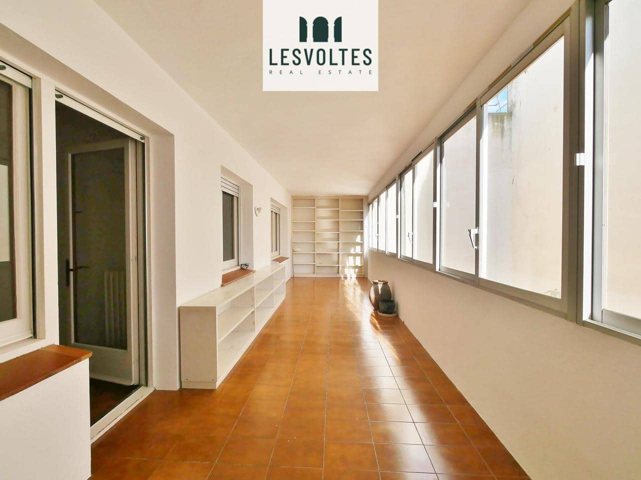 5 bedroom Flat for sale in Palafrugell - € 295,000 (Ref: 10081877)