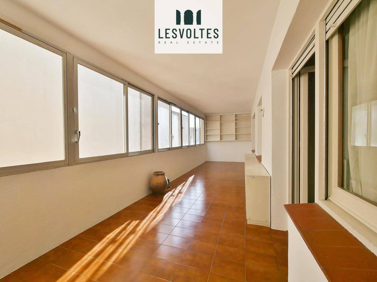 5 bedroom Flat for sale in Palafrugell - € 295,000 (Ref: 10081877)