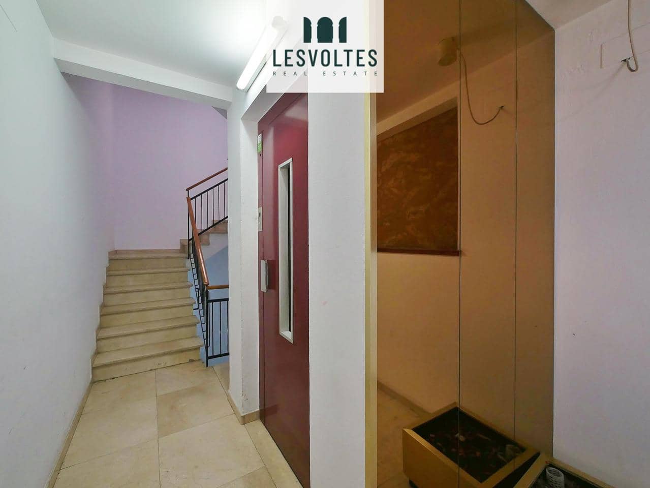 5 bedroom Flat for sale in Palafrugell - € 295,000 (Ref: 10081877)