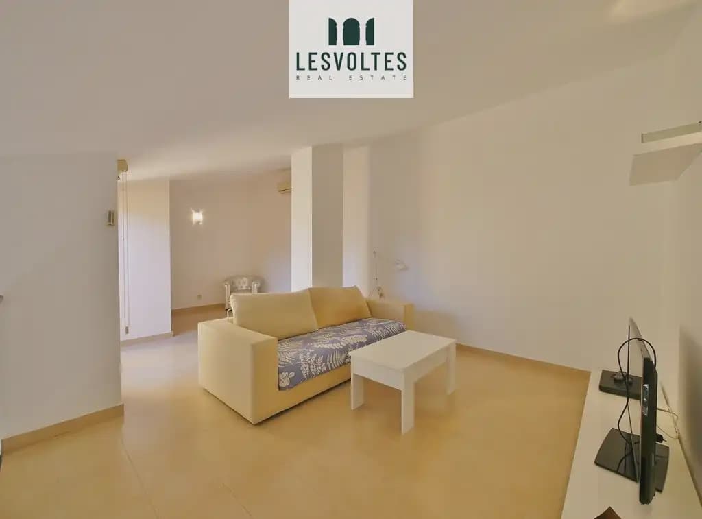 2 sypialnia Mieszkanie na sprzedaż w La Bisbal d'Emporda z basenem garażem - 180 000 € (Ref: 10081882)