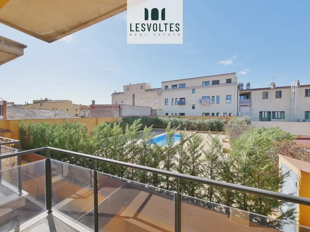 2 sypialnia Mieszkanie na sprzedaż w La Bisbal d'Emporda z basenem garażem - 180 000 € (Ref: 10081882)