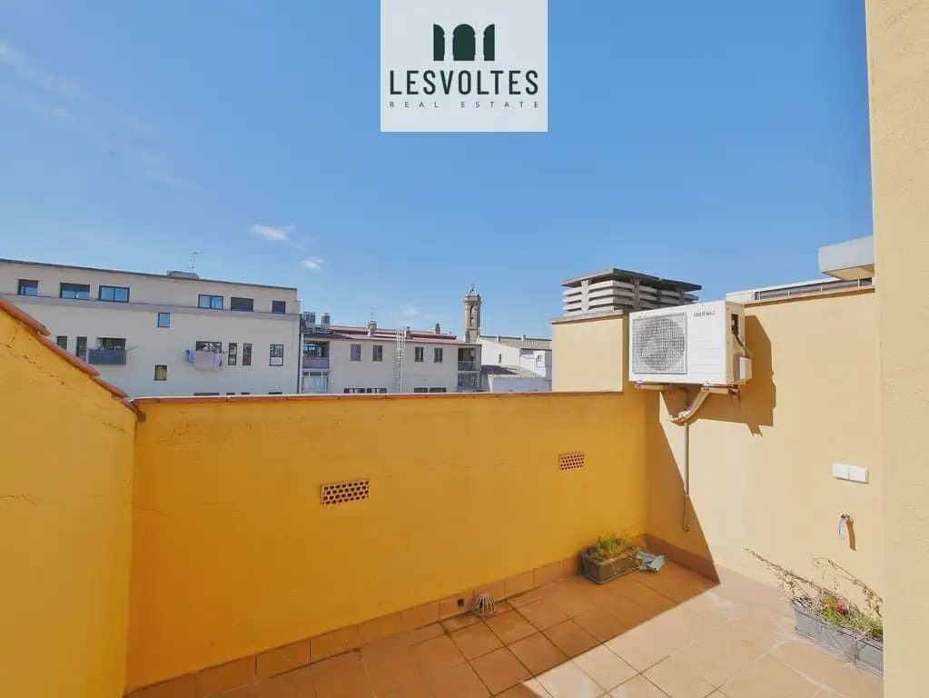 2 sypialnia Mieszkanie na sprzedaż w La Bisbal d'Emporda z basenem garażem - 180 000 € (Ref: 10081882)